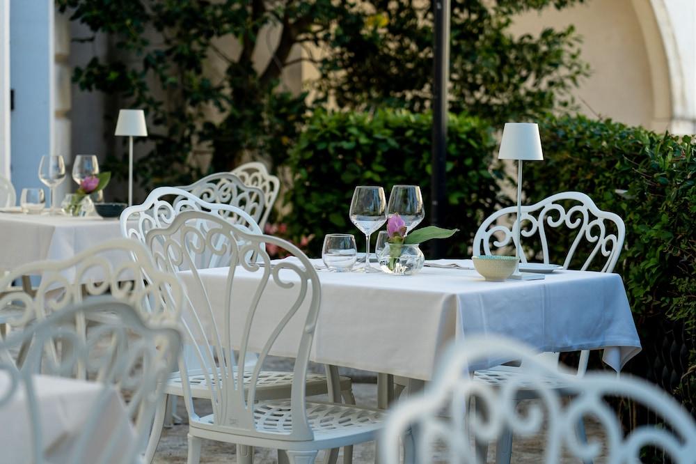 Ostuni Palace - Hotel Bistrot & Spa Dış mekan fotoğraf